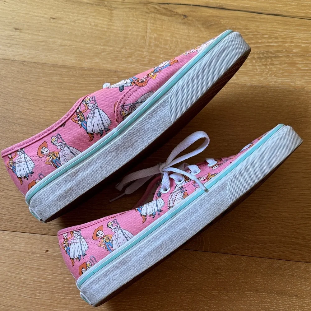 Vans Disney Toy Story Women’s 7.5 Pink Sneakers Rare - Picture 5 of 6